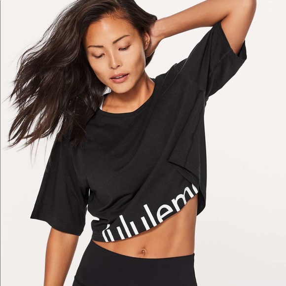 lululemon cropped top